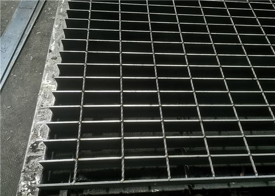 25x5 galvanizou a passarela do metal que pavimenta a plataforma Q345 industrial