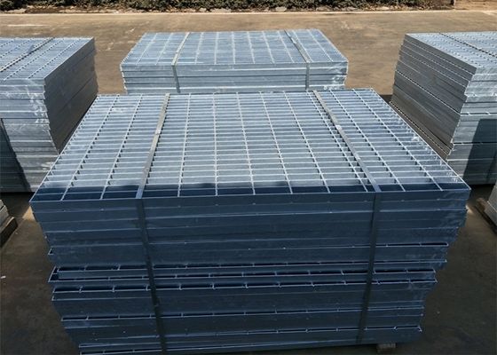 25x5 galvanizou a passarela do metal que pavimenta a plataforma Q345 industrial