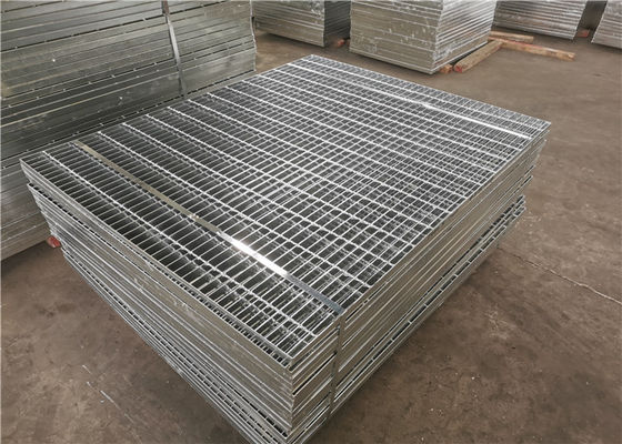 Grelhas de aço retangulares da entrada de automóveis Q235 que raspam a anti corrosão de 90mm