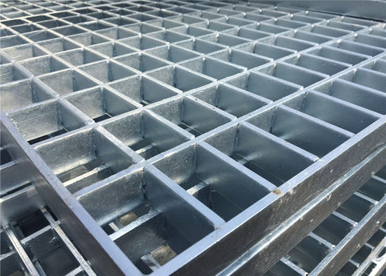 Metal resistente do aço carbono que raspa a galvanização elétrica de 40x5mm