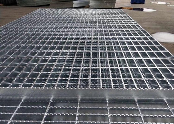 Assoalho de aço inoxidável da cor 316 de prata que raspa 100mm*6mm para centrais elétricas