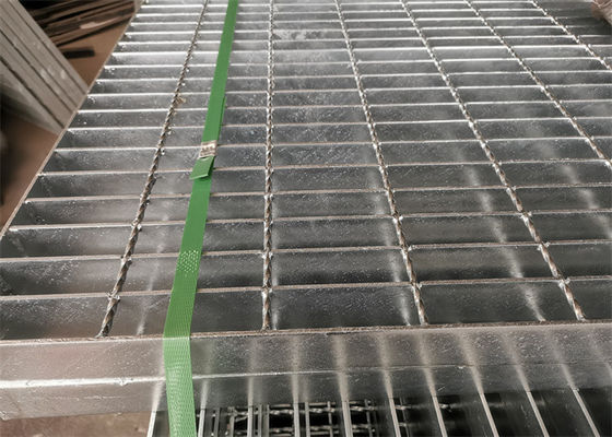 aço carbono Q235 grosso de 5mm que raspa elétrico da placa galvanizado