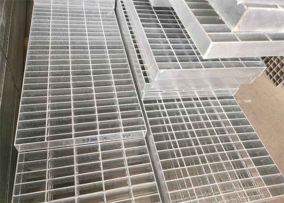 Passagem de aço galvanizada do mergulho quente que raspa roubo da espessura de 6mm o anti
