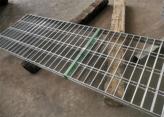 da placa de aço exterior grossa da raspagem de 4mm o mergulho quente galvanizou o revestimento de zinco alto