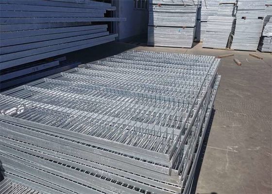 O patim impermeabiliza a drenagem da entrada de automóveis do aço carbono raspa a passagem do assoalho de 65x5mm