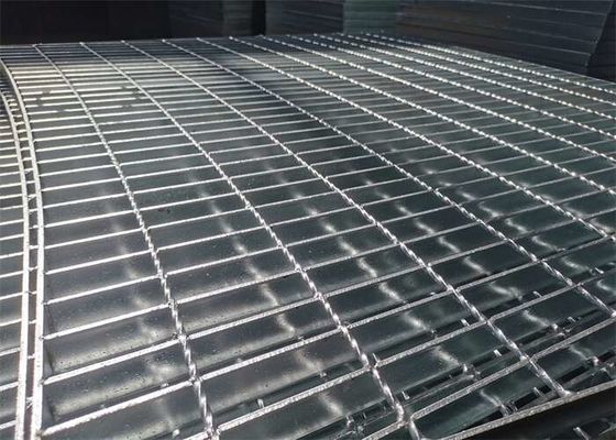 Materiais de construção galvanizados resistentes do metal da raspagem do assoalho de 3 x de 25mm