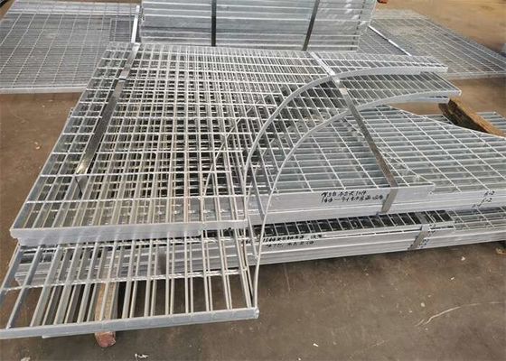 A entrada de automóveis de aço grossa da oficina 5mm raspa a raspagem