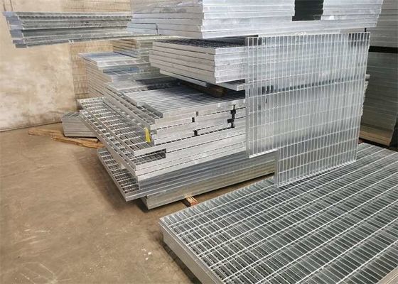 Entrada de automóveis de aço da anti corrosão que raspa a largura de 1250mm para centrais química