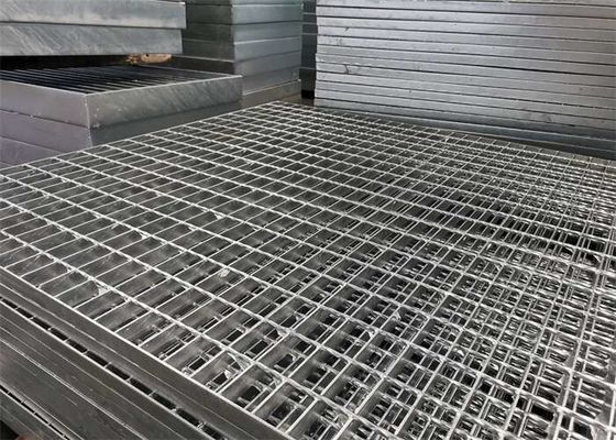grelhas de aço galvanizadas do metal da passagem da raspagem do mergulho quente de 20×5mm para entradas de automóveis