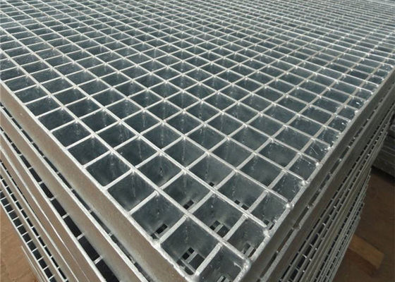 O mergulho quente da pista de decolagem Q195 do aeroporto galvanizou a tampa de aço da drenagem da raspagem