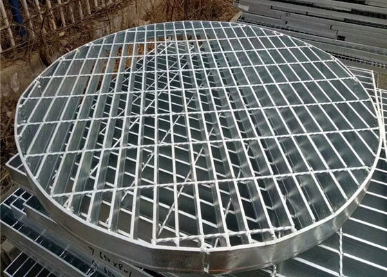 O mergulho quente da pista de decolagem Q195 do aeroporto galvanizou a tampa de aço da drenagem da raspagem