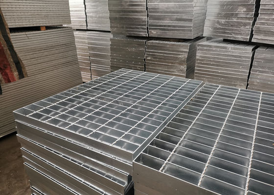 Raspagem de aço soldada do patim da passagem da construção de aço resistência pedestre