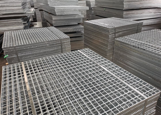 Derrapa não a plataforma galvanizada resistente 75x10mm da raspagem da passagem