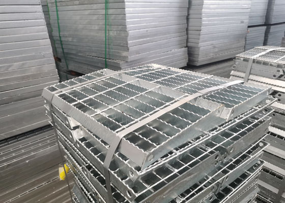 Malha galvanizada da passagem do patim da raspagem 100mm da plataforma prova de aço de grande resistência
