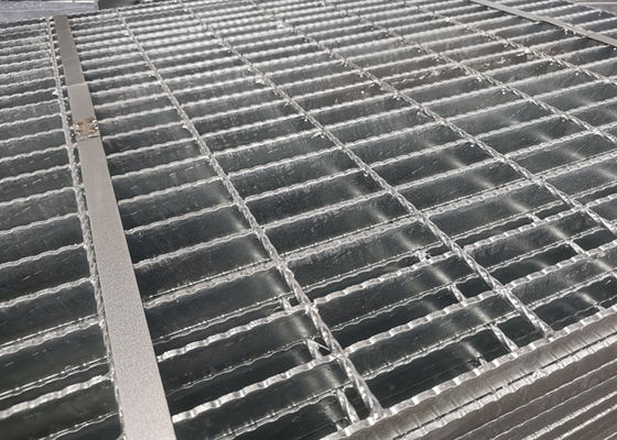 O mergulho quente da prova Q235 da oxidação galvanizou a raspagem de aço