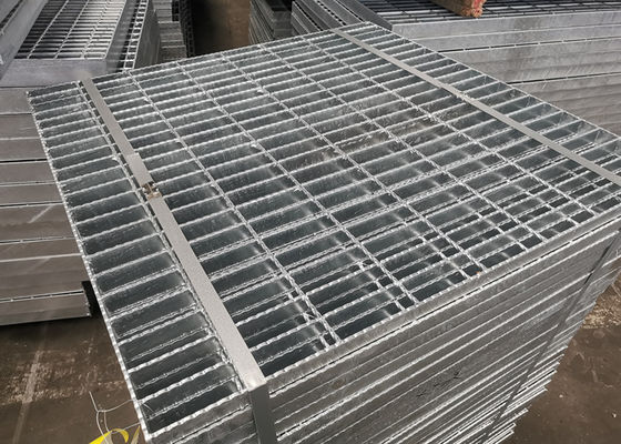 o mergulho quente exterior da altura de 40mm galvanizou a grelha de aço inoxidável da raspagem S275JR 304