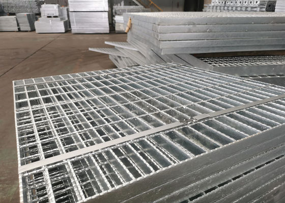 o mergulho quente exterior da altura de 40mm galvanizou a grelha de aço inoxidável da raspagem S275JR 304