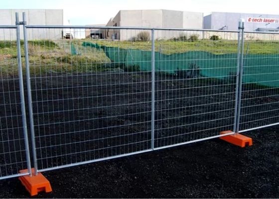 Cerca portátil galvanizada mergulhada quente Panels do elo de corrente 42 mícrons