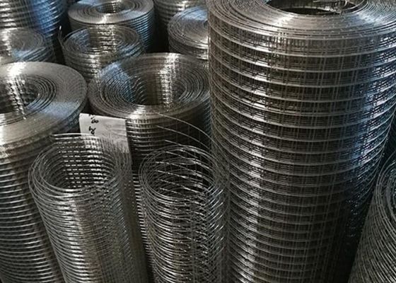 Mergulho quente soldado de Mesh Fence 5X5mm do fio da jarda de escola do OEM que galvaniza