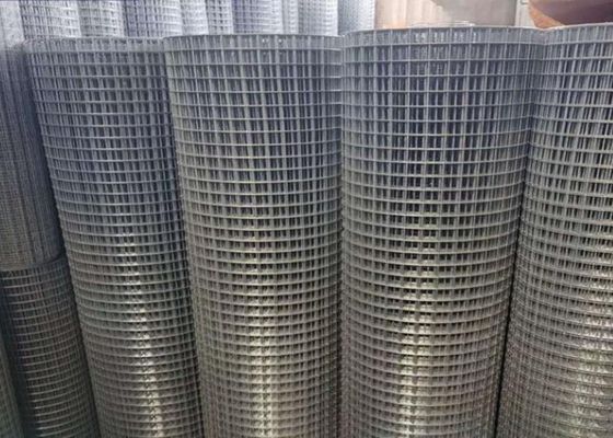 Fio soldado de aço inoxidável Mesh Fence Panels 3.8mm fio Mesh Fencing de 12 calibres