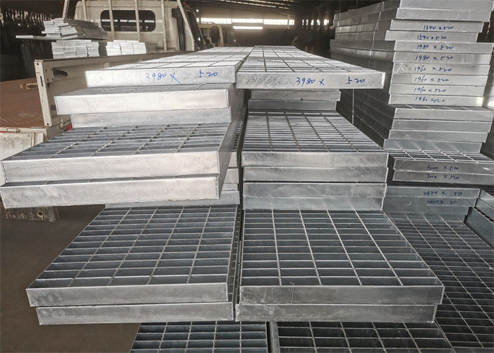 A anti plataforma do deslizamento soldou a barra de aço que raspa a proteção de corrosão de 1000x6000mm