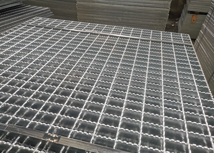 Anti tipo de aço 7mm da barra lisa da plataforma da raspagem do metal da oxidação Q235 grossos
